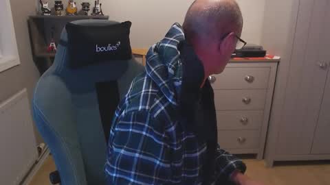 oldveteranuk online show from 09.13.25