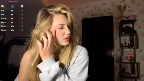 Snapshot of oletaguinyard chatting on 11.14.25 Kem online show from 11.14.25