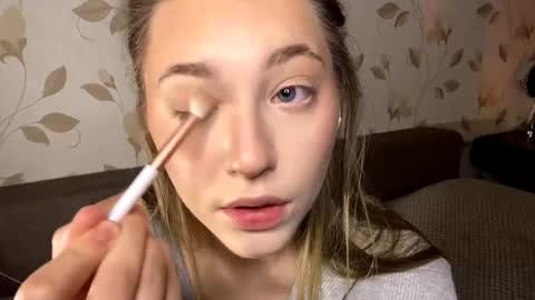 Snapshot of oletaguinyard chatting on 12.02.25 Kem online show from 12.02.25