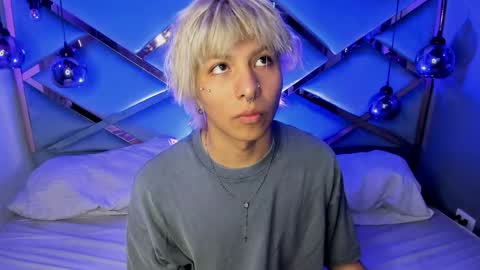 oliiverr22 online show from 01.13.26