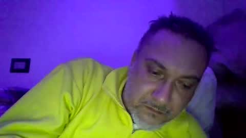 Snapshot of olimpio1230 chatting on 01.31.25 olimpio1230 online show from 01.31.25