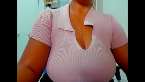 olivahot30 online show from 01.06.25