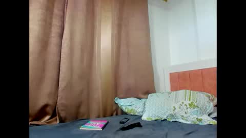 olivahot30 online show from 02.07.25