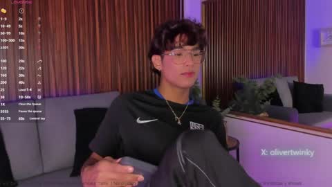 oliver20__ online show from 04.17.26