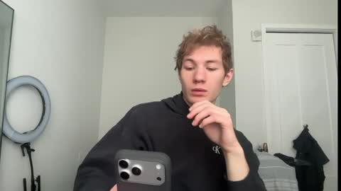 Snapshot of oliver_beck chatting on 04.19.26 Oliver Beck online show from 04.19.26