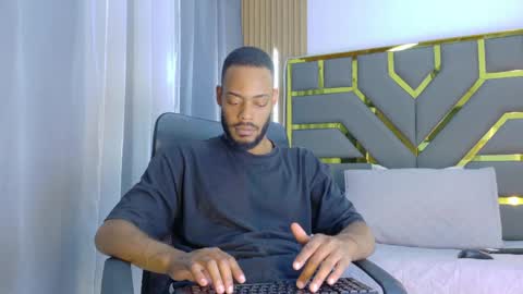 Oliver online show from 04.03.26