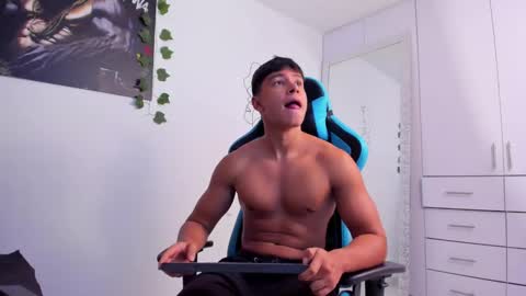 Oliver bray online show from 12.11.24