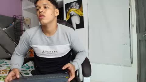 O L I V E R online show from 04.16.26