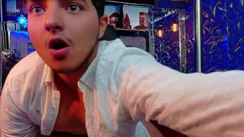 Snapshot of oliver_jamees chatting on 03.29.26 oliver_jamees online show from 03.29.26