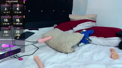 Oliver  Smith online show from 12.28.24