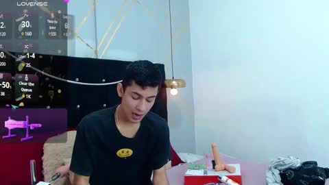 Oliver  Smith online show from 01.04.25