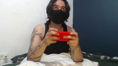 Snapshot of oliver_laid_2023 chatting on 12.07.24 oliver_laid_2023 online show from 12.07.24