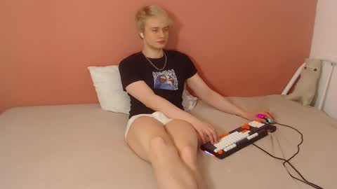 Oliver online show from 04.03.26