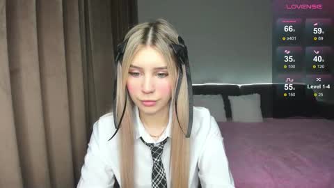 Olivia online show from 12.05.25