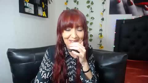 OLIVIA online show from 01.20.25