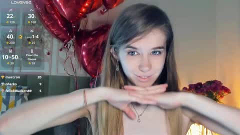 Olivia online show from 04.10.26