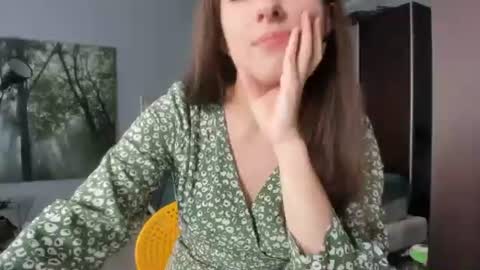 Snapshot of olivia__dream chatting on 06.06.26 olivia__dream online show from 06.06.26