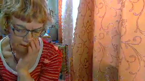 Olivia Mia online show from 03.20.26