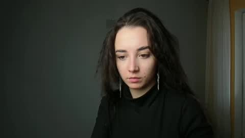 Olivia online show from 02.11.25