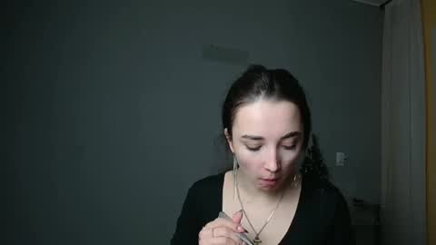 Olivia online show from 02.12.25