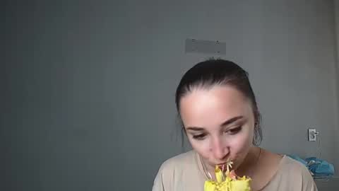 Olivia online show from 09.14.25