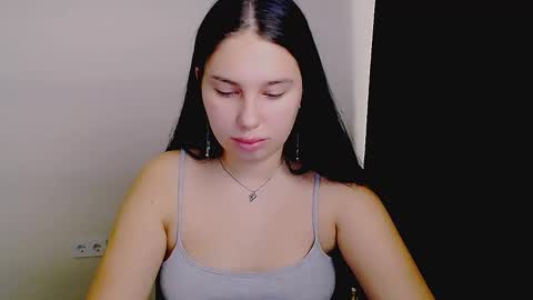 Olivia online show from 09.13.25