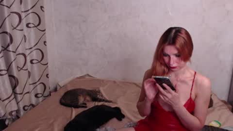Snapshot of olivia_redd chatting on 06.11.26 Olivia online show from 06.11.26