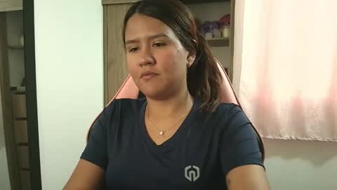 Snapshot of olivia_watson_ chatting on 10.21.25 Olivia online show from 10.21.25