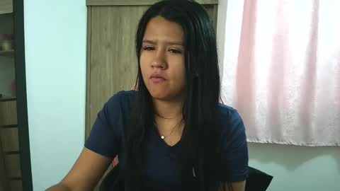 Snapshot of olivia_watson_ chatting on 11.03.25 Olivia online show from 11.03.25