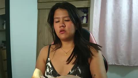 Snapshot of olivia_watson_ chatting on 02.10.26 Olivia online show from 02.10.26