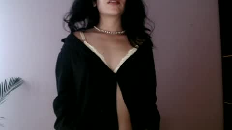 oliviaaa__ online show from 08.06.26