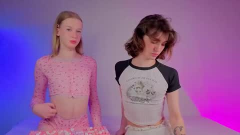 oliviaapink online show from 02.14.26