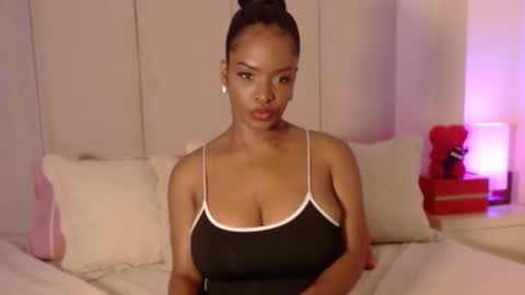 My name is olivia but can you call me Oli online show from 02.25.25