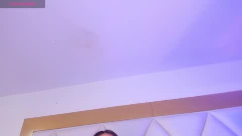 OLIVIA online show from 01.22.25