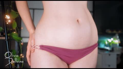 Olivia online show from 01.08.25