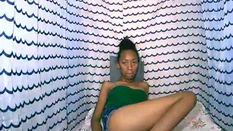 oliviah27 online show from 11.02.25