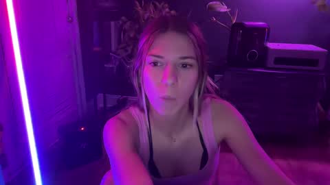 Snapshot of oliviahansleyy chatting on 01.25.25 Olivia online show from 01.25.25