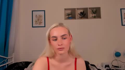 oliviaBeauty online show from 04.13.26