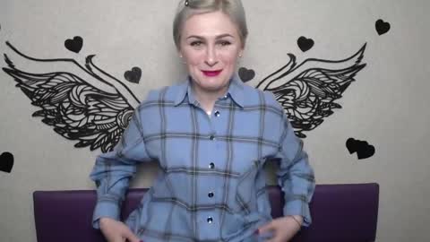 OliviaHorst online show from 04.11.26