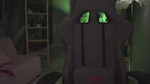 Liv online show from 04.13.26