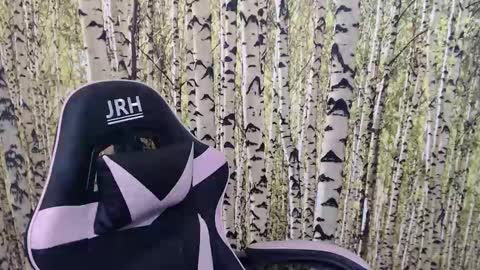 Snapshot of oliviasager chatting on 10.26.25 Mistress Olivia online show from 10.26.25