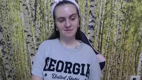 Snapshot of oliviasager chatting on 11.27.25 Mistress Olivia online show from 11.27.25