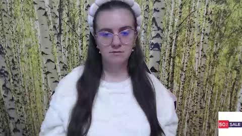 Snapshot of oliviasager chatting on 11.29.25 Mistress Olivia online show from 11.29.25