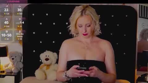 Olivia online show from 01.12.26