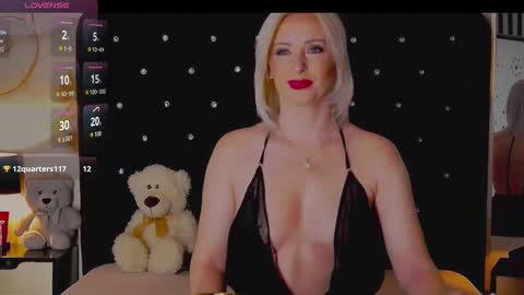 Snapshot of oliviashaw22 chatting on 02.14.26 Olivia online show from 02.14.26