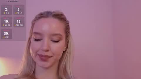 Olivia online show from 10.09.25
