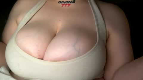 Olivia baby  online show from 07.12.26