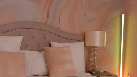 OliviaSway online show from 01.09.26