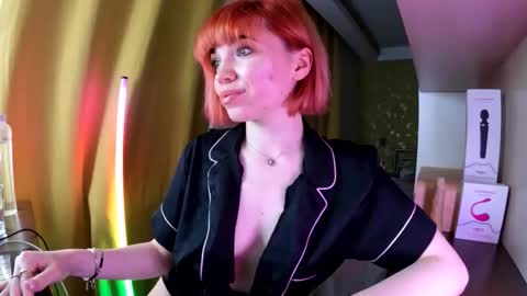 Angelina Lina online show from 04.04.26