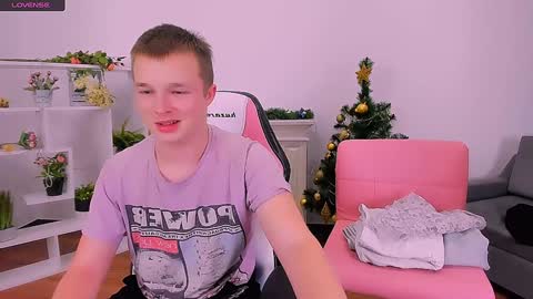 Olli and Stiw online show from 12.19.24